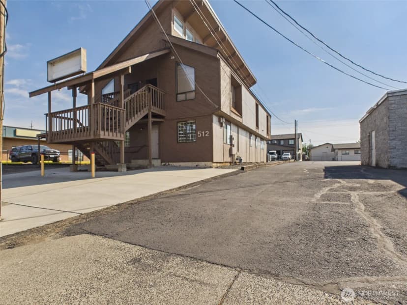 Property photo for 512 Cedar Street, Walla Walla photo 3
