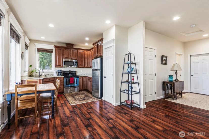 Property photo for 1664 E State Route 4, Cathlamet photo 13