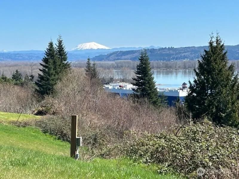 Property photo for 1664 E State Route 4, Cathlamet photo 30
