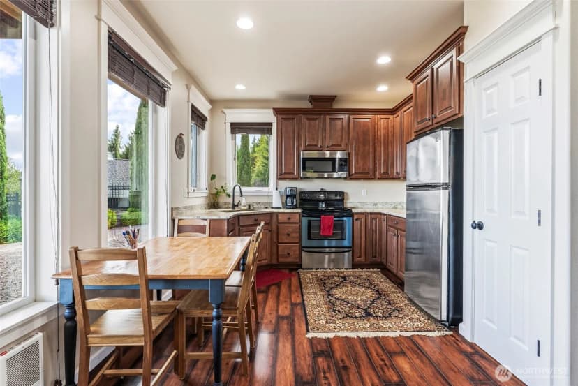 Property photo for 1664 E State Route 4, Cathlamet photo 12