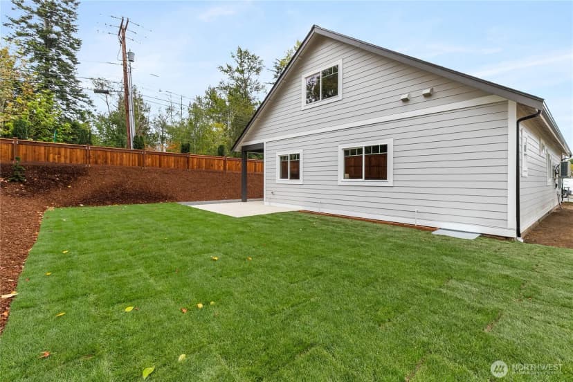 Property photo for 4100 Yonkers Street, Bellingham photo 36