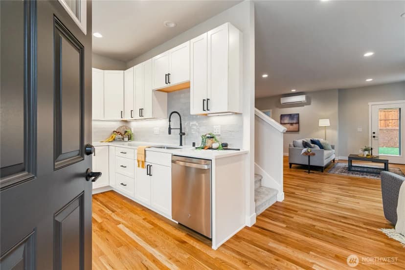 Property photo for 4100 Yonkers Street, Bellingham photo 3