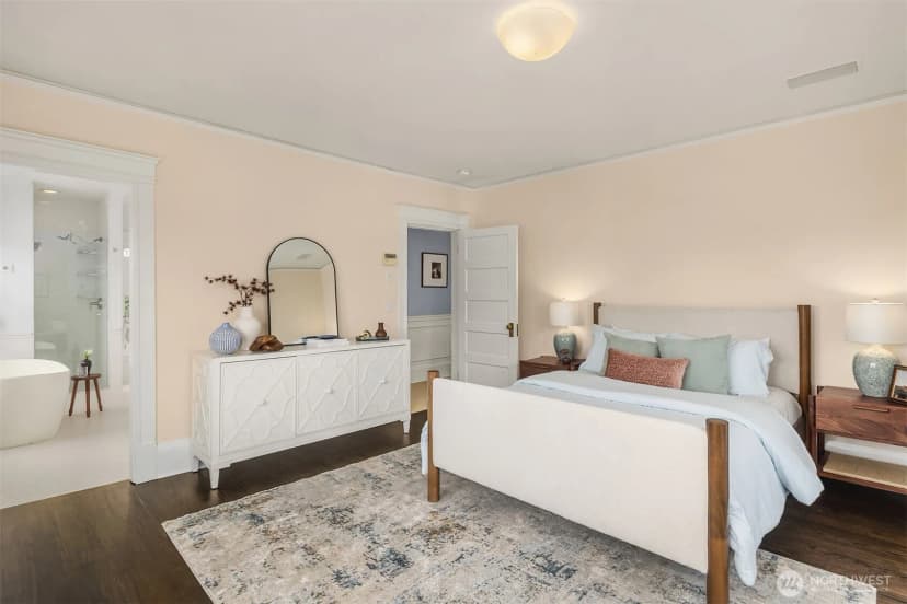 Property photo for 3247 Cascadia Avenue S, Seattle photo 11
