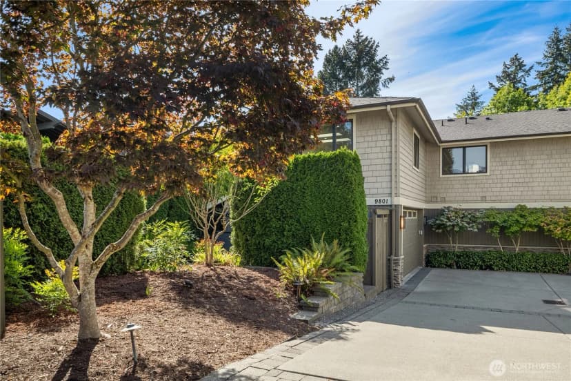 Property photo for 9801 Ne 4th Street #d, Bellevue photo 31