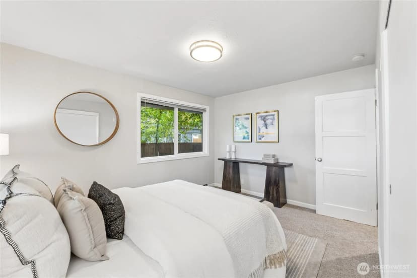 Property photo for 11409 11th Avenue Sw, Seattle photo 15