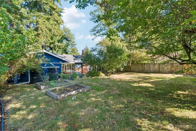 Property photo for 11409 11th Avenue Sw, Seattle photo 24