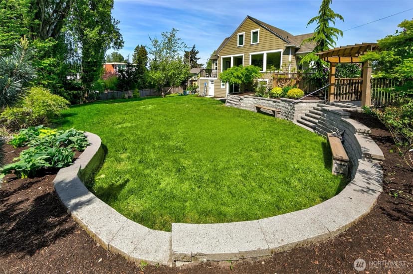 Property photo for 0 2nd Avenue Nw, Seattle photo 3