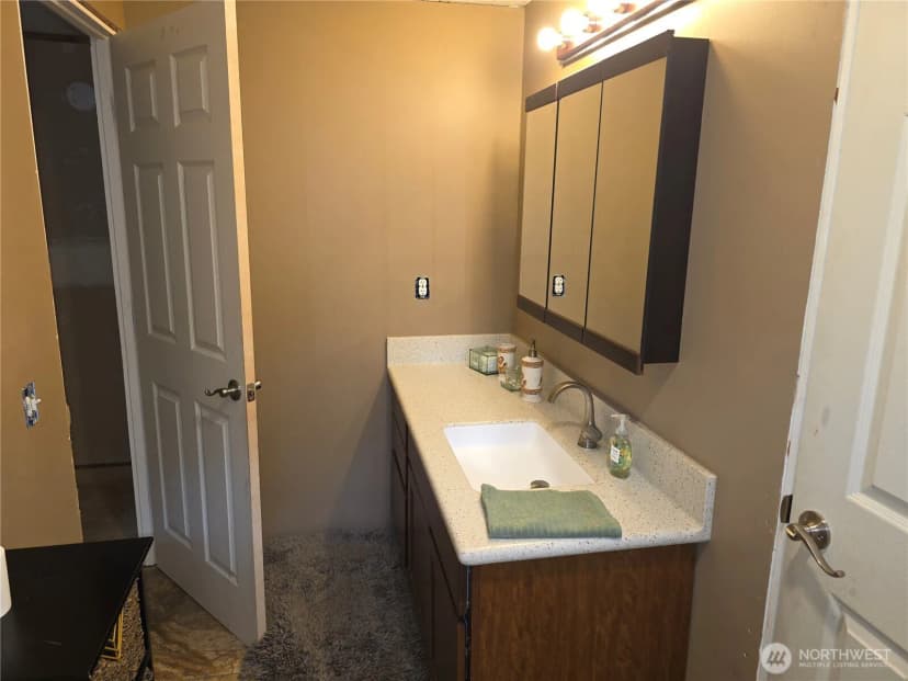 Property photo for 15635 Se 303 Place, Kent photo 19