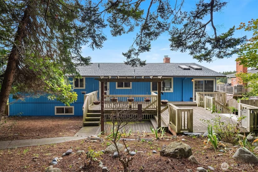 Property photo for 2861 Heller Road, Oak Harbor photo 32