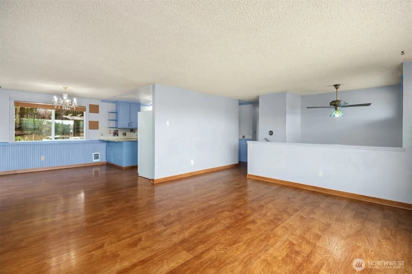 Property photo for 2861 Heller Road, Oak Harbor photo 13