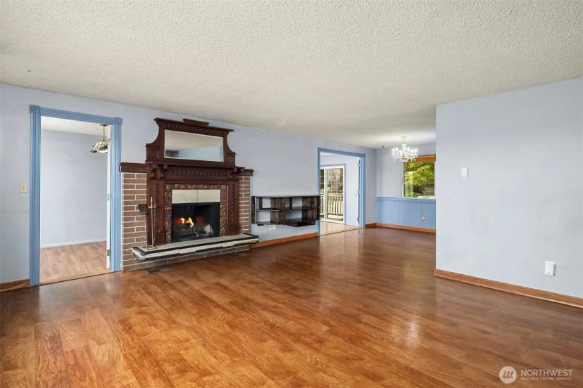 Property photo for 2861 Heller Road, Oak Harbor photo 14