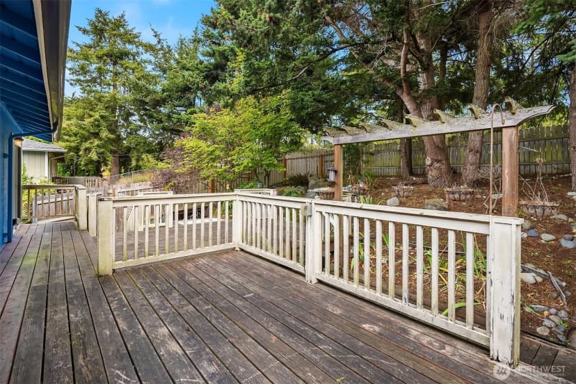 Property photo for 2861 Heller Road, Oak Harbor photo 33
