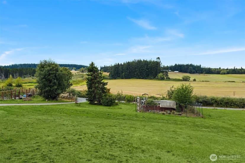 Property photo for 2861 Heller Road, Oak Harbor photo 36