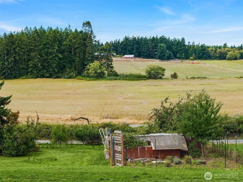 Property photo for 2861 Heller Road, Oak Harbor photo 35