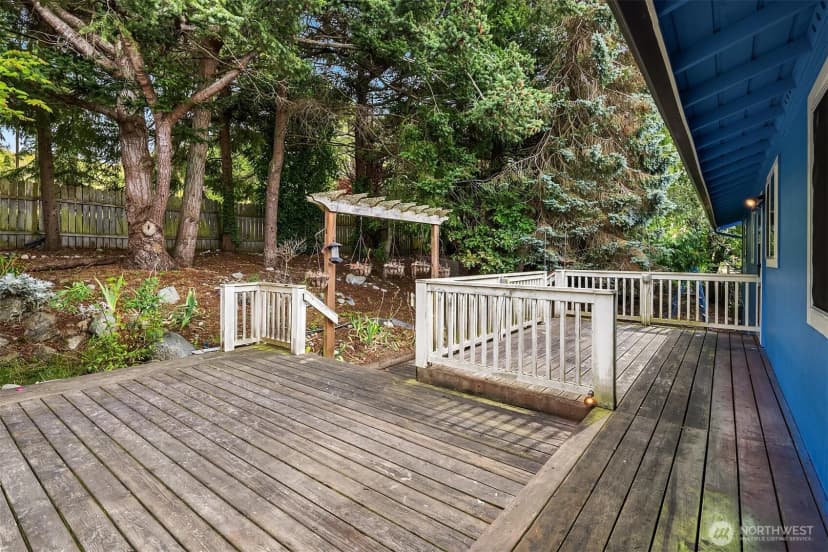 Property photo for 2861 Heller Road, Oak Harbor photo 31