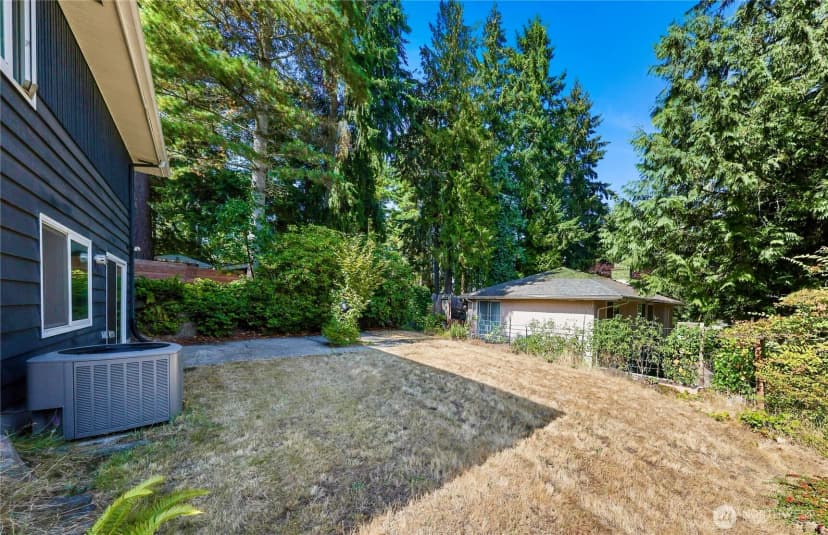 Property photo for 17553 7th Avenue Ne, Shoreline photo 27
