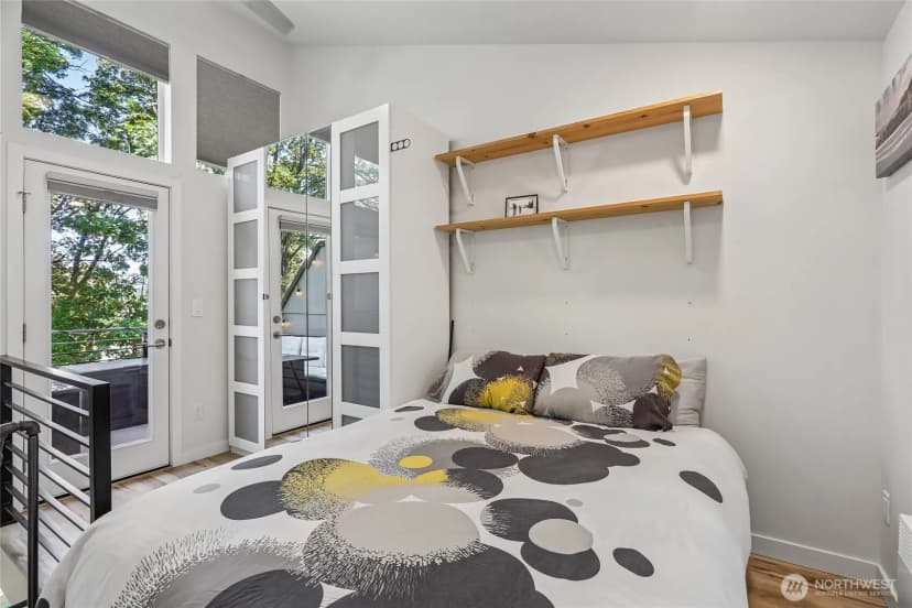 Property photo for 3857 21st Avenue Sw, Seattle photo 10
