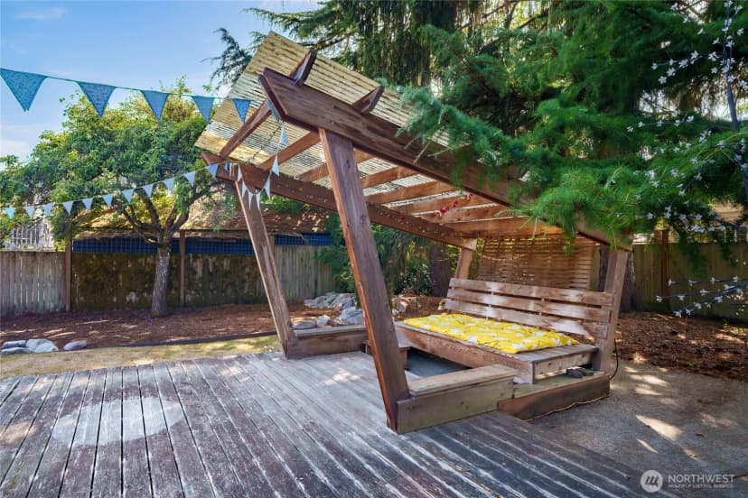 Property photo for 12015 Dayton Avenue N, Seattle photo 27