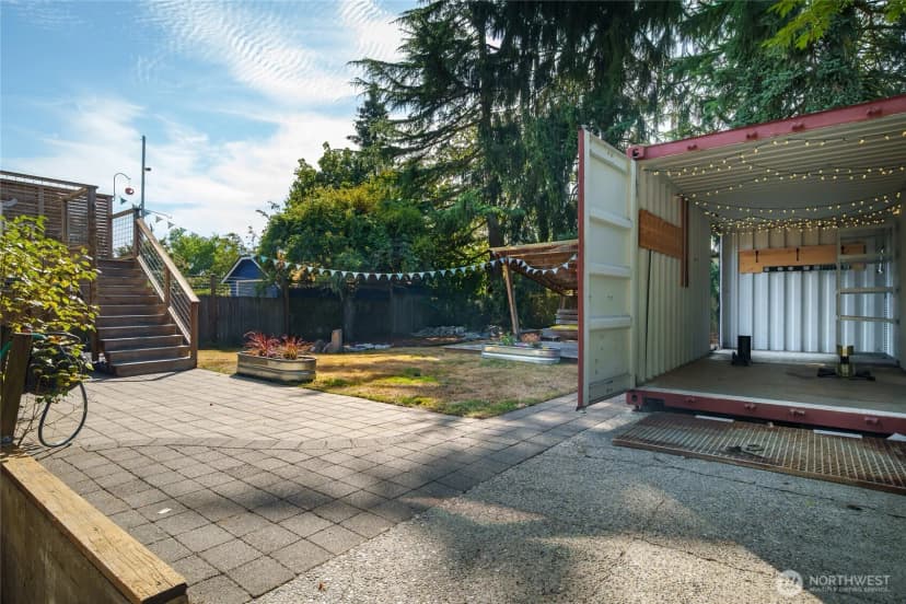 Property photo for 12015 Dayton Avenue N, Seattle photo 28