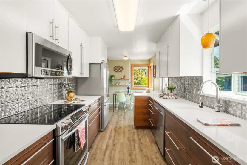 Property photo for 12015 Dayton Avenue N, Seattle photo 8