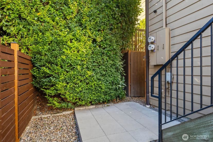 Property photo for 1216 E Fir Street #a, Seattle photo 19