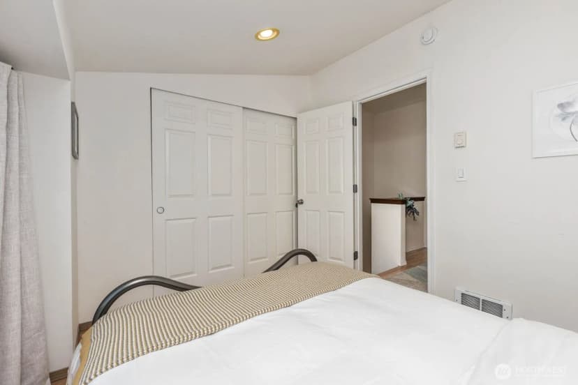 Property photo for 1216 E Fir Street #a, Seattle photo 13