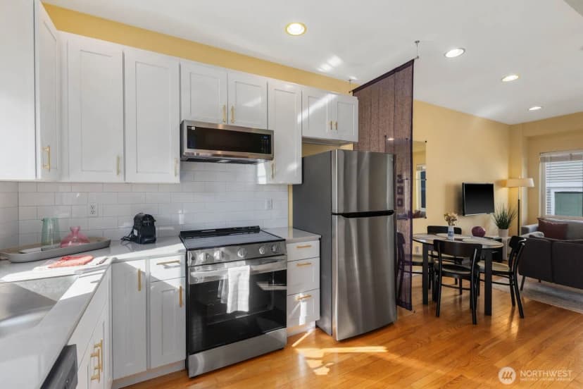 Property photo for 1216 E Fir Street #a, Seattle photo 6