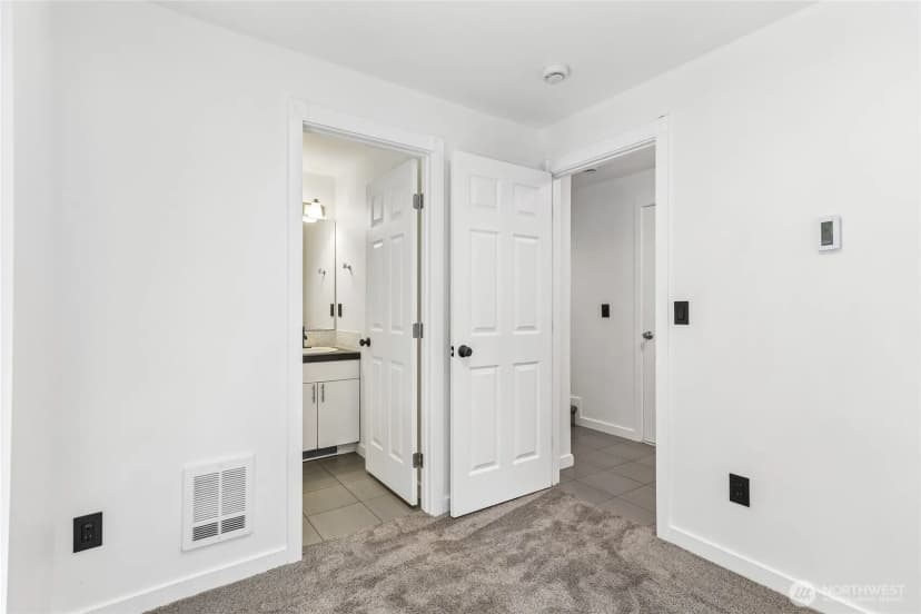 Property photo for 5030 Delridge Way Sw #a, Seattle photo 5