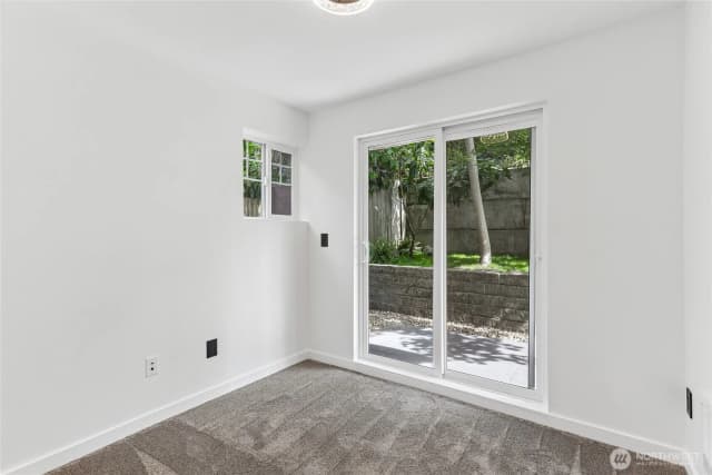 Property photo for 5030 Delridge Way Sw #a, Seattle photo 4