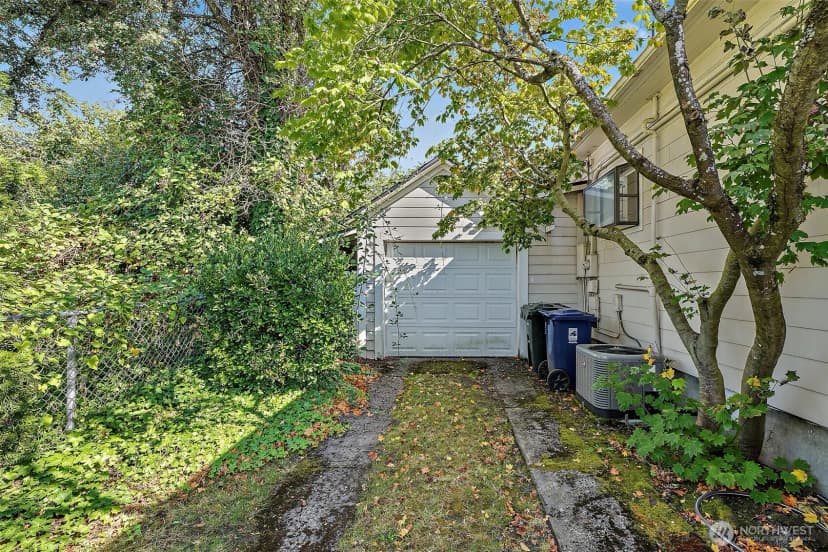 Property photo for 4011 S Sheridan Avenue, Tacoma photo 29