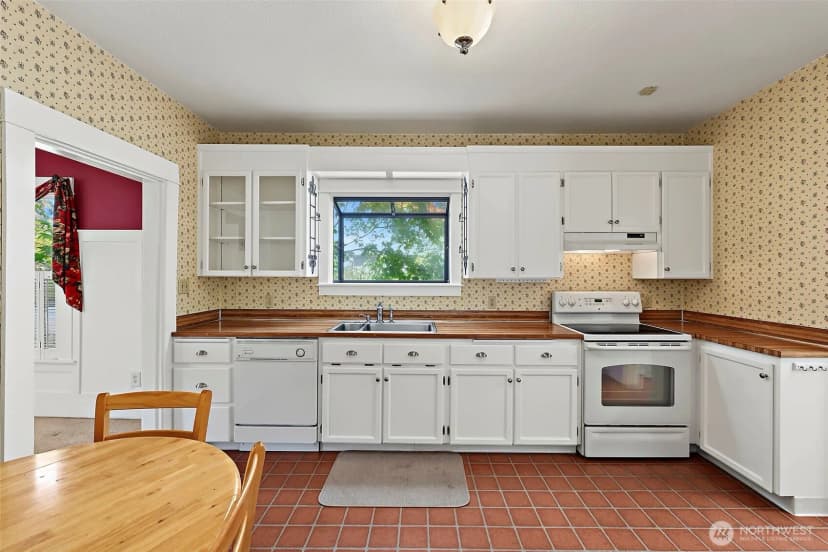 Property photo for 4011 S Sheridan Avenue, Tacoma photo 15