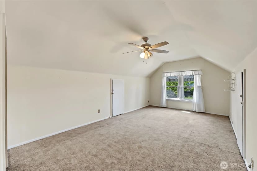 Property photo for 4011 S Sheridan Avenue, Tacoma photo 20