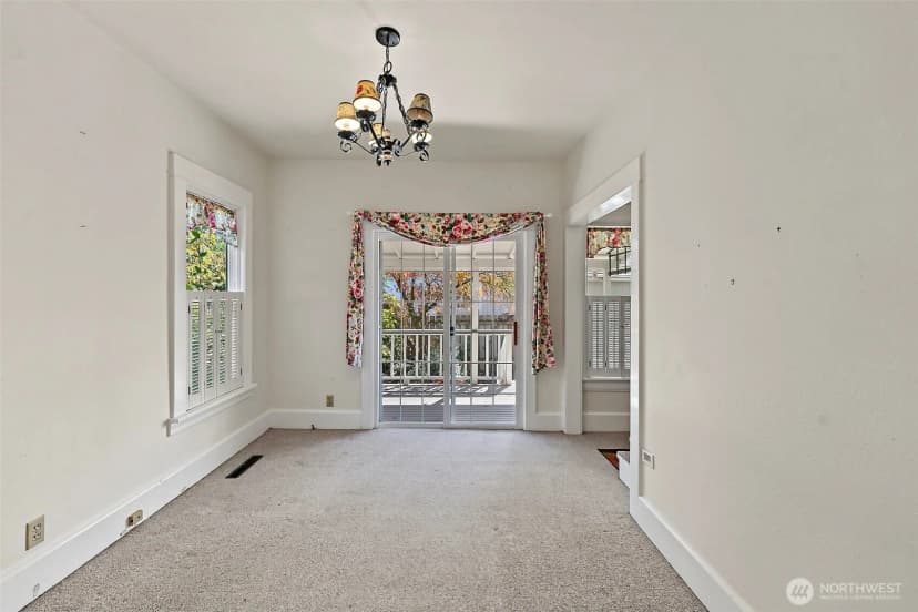 Property photo for 4011 S Sheridan Avenue, Tacoma photo 12