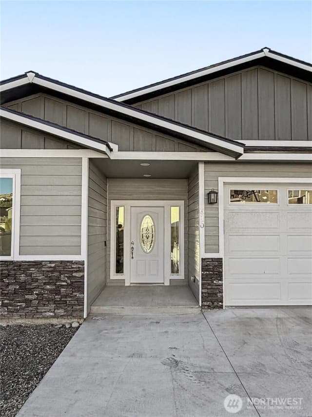 Property photo for 610 19th Street Ne, East Wenatchee photo 2