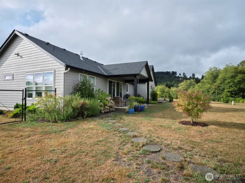 Property photo for 234 Hansen Road, Woodland photo 35