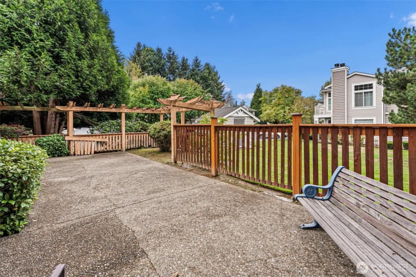 Property photo for 5828 S 234th Place #6-3, Kent photo 18