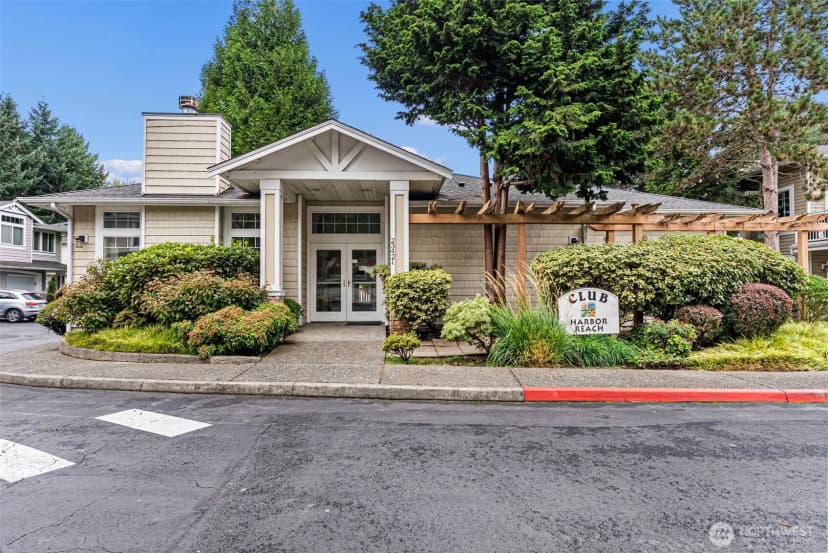 Property photo for 5828 S 234th Place #6-3, Kent photo 17