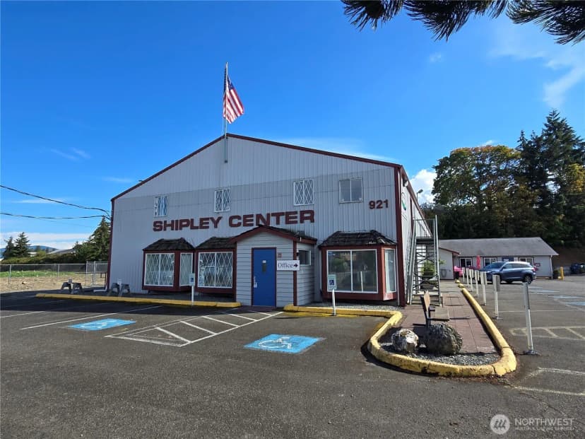Property photo for 921 E Hammond Street, Sequim