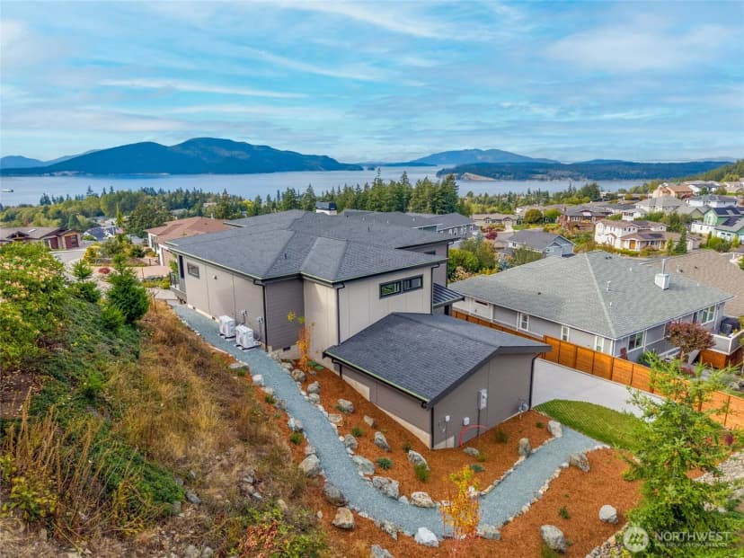 Property photo for 3913 Rock Ridge Parkway, Anacortes photo 36