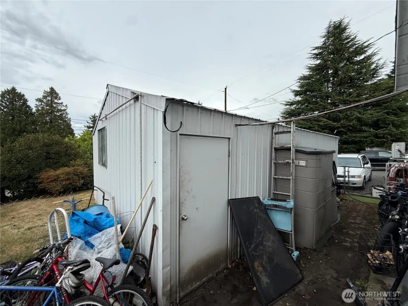 Property photo for 11627 24th Avenue S, Seattle photo 25