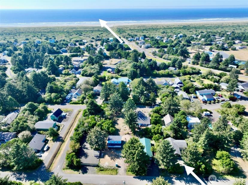 Property photo for 143 S Oar Loop Sw, Ocean Shores photo 2