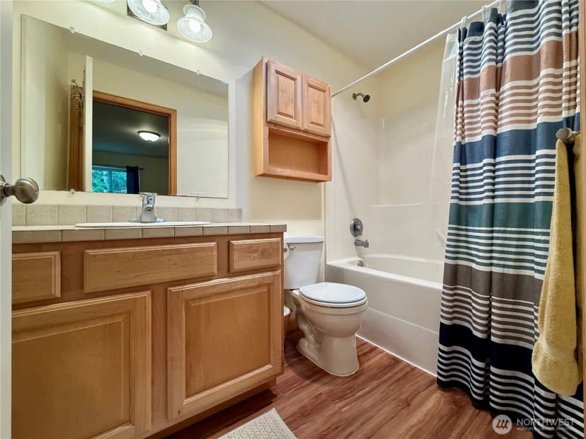 Property photo for 143 S Oar Loop Sw, Ocean Shores photo 33