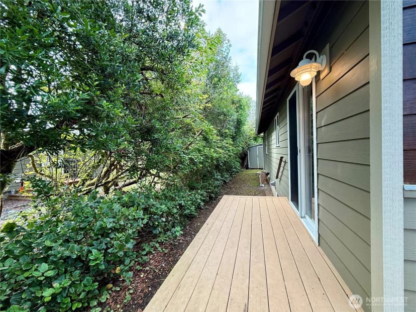 Property photo for 143 S Oar Loop Sw, Ocean Shores photo 10