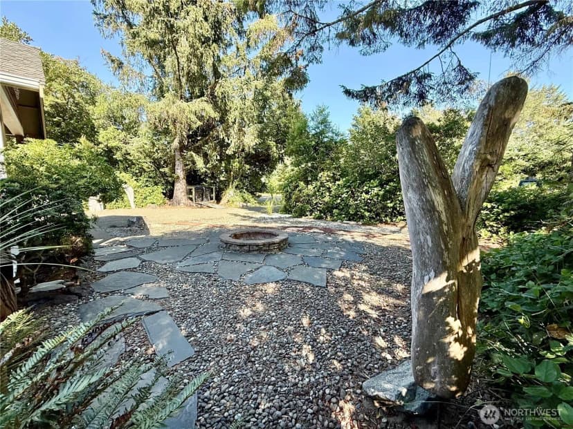 Property photo for 143 S Oar Loop Sw, Ocean Shores photo 9