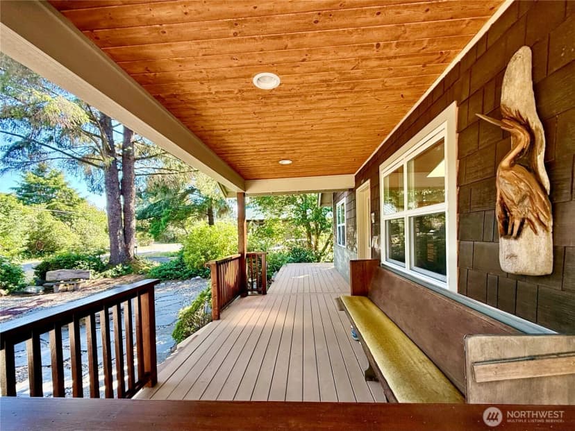 Property photo for 143 S Oar Loop Sw, Ocean Shores photo 18