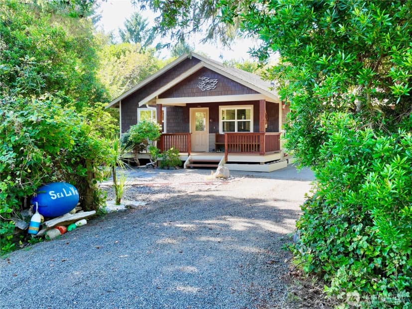 Property photo for 143 S Oar Loop Sw, Ocean Shores photo 3