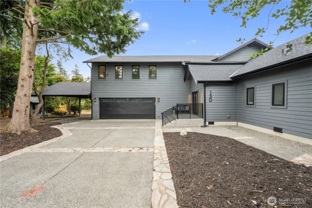 Property photo for 130 203rd Place Sw, Lynnwood
