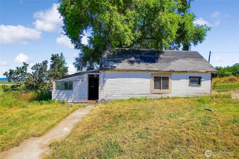 Property photo for 30320 Pioneer Highway, Stanwood photo 20