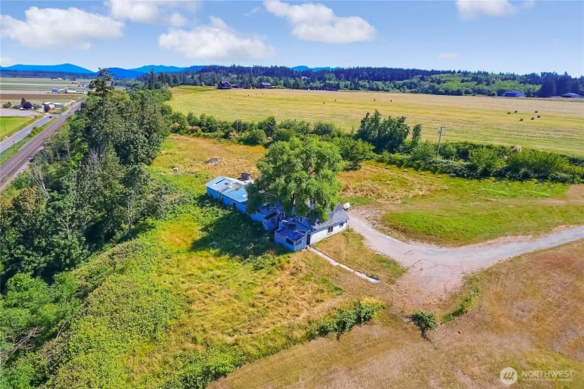 Property photo for 30320 Pioneer Highway, Stanwood photo 16