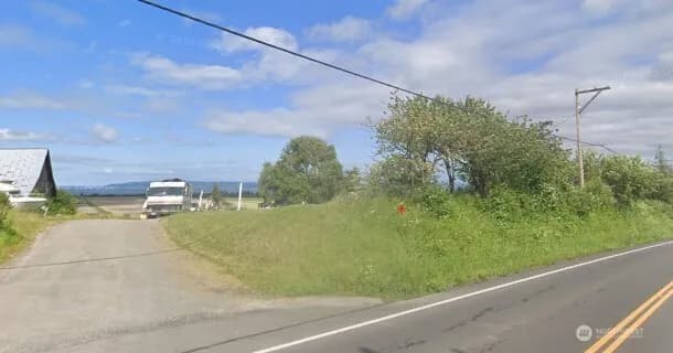 Property photo for 30320 Pioneer Highway, Stanwood photo 4